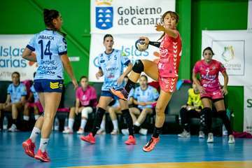 El Rocasa demuestra que sabe sufrir para derrotar a un aguerrido Porriño/TA.